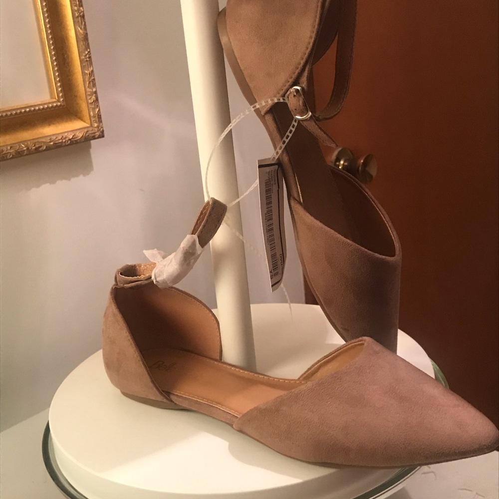 Belle Marie Flat sandals